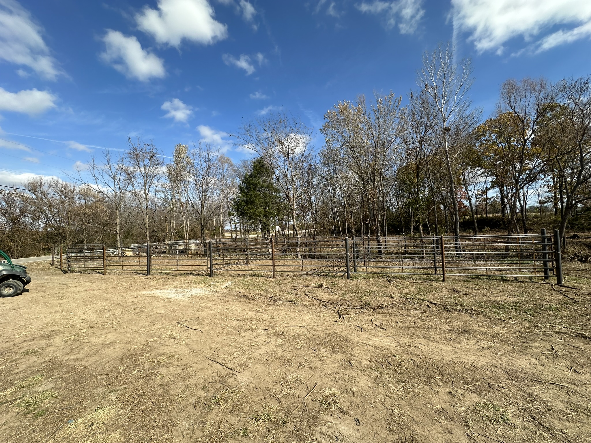 Continuous Fence in Lebanon, MO — photo 5 of 25